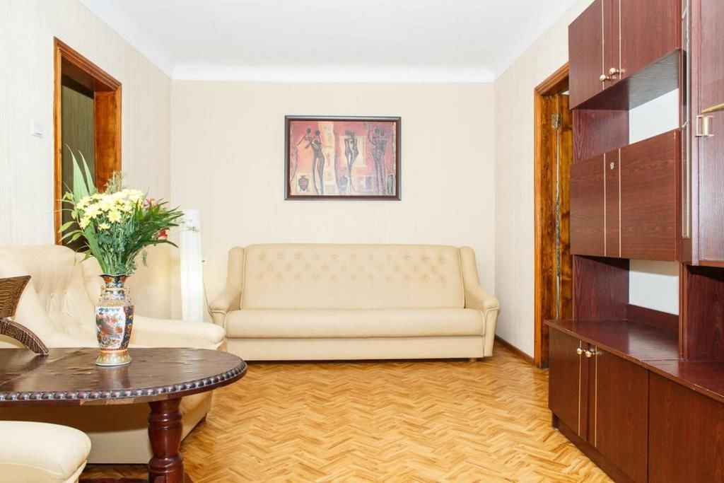 Апартаменты Apartment on Yatsenka Street near Intourist Hotel Запорожье-21