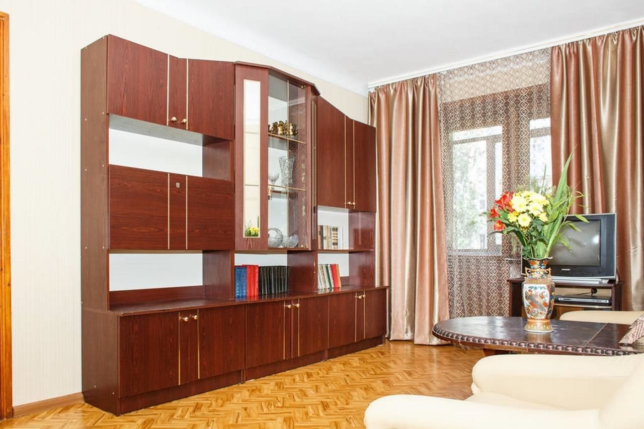 Апартаменты Apartment on Yatsenka Street near Intourist Hotel Запорожье-7