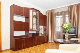 Апартаменты Apartment on Yatsenka Street near Intourist Hotel Запорожье Апартаменты с 2 спальнями-4